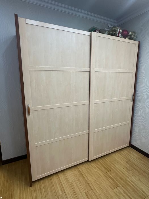 Большой многофункциональный шкаф — б/у