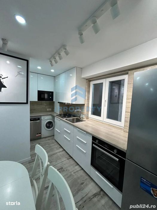 Inchiriere Apartament 3 camere in Unirii cu Centrala Proprie Prox. Met