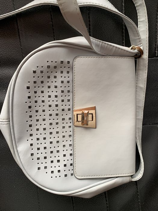 Десет различни чанти