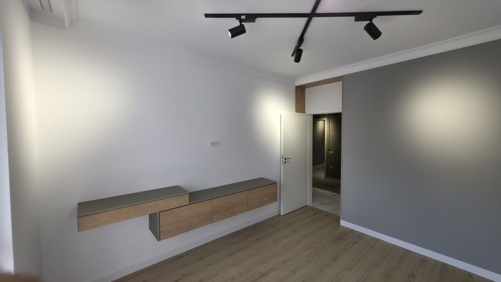 Apartament 2 camere Kristal Residence