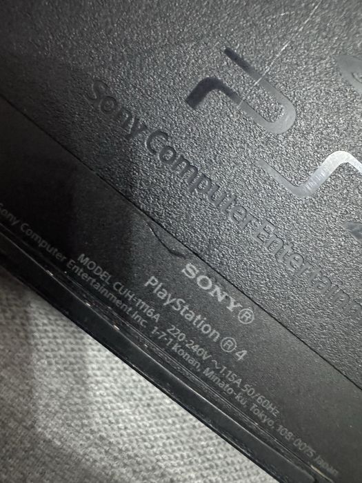 Playstation .4 cu defect