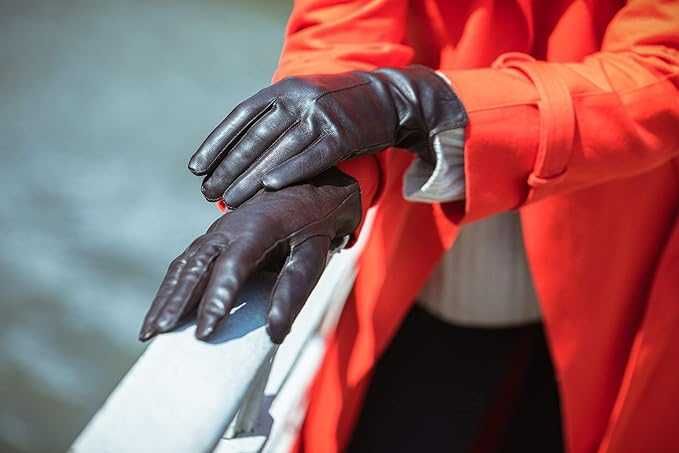 Дамски кожени ръкавици от естествена кожа