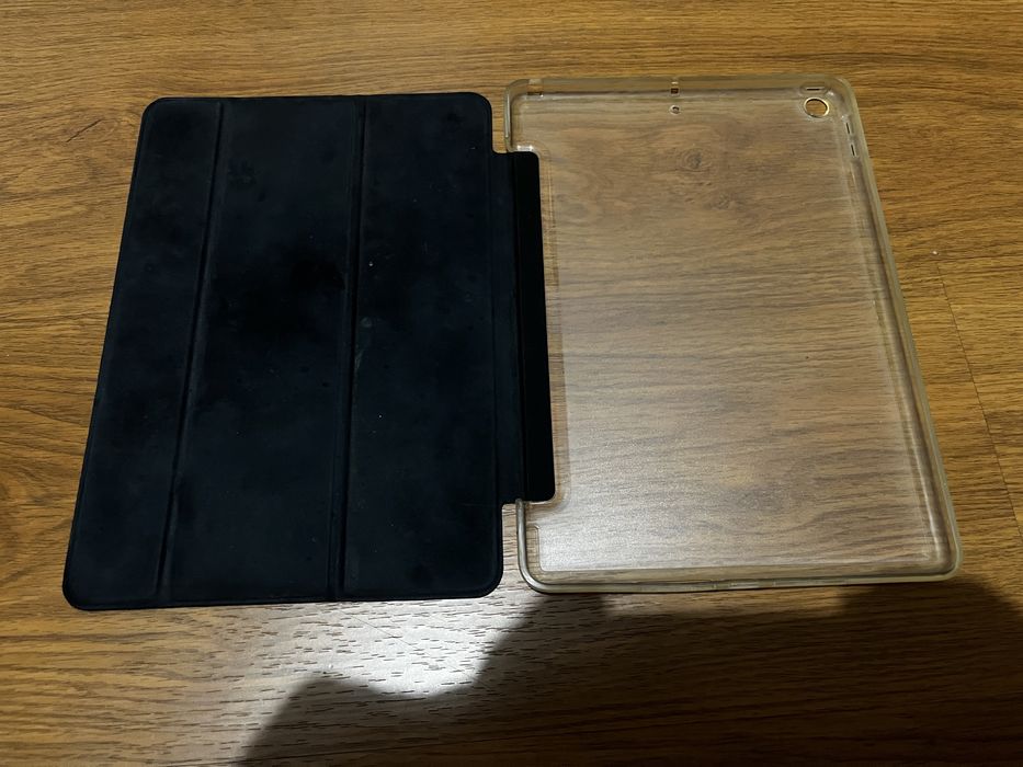 Husa Ipad 8 - 10.2 sau Ipad 9 - 10.2  Silicon+piele ecologica