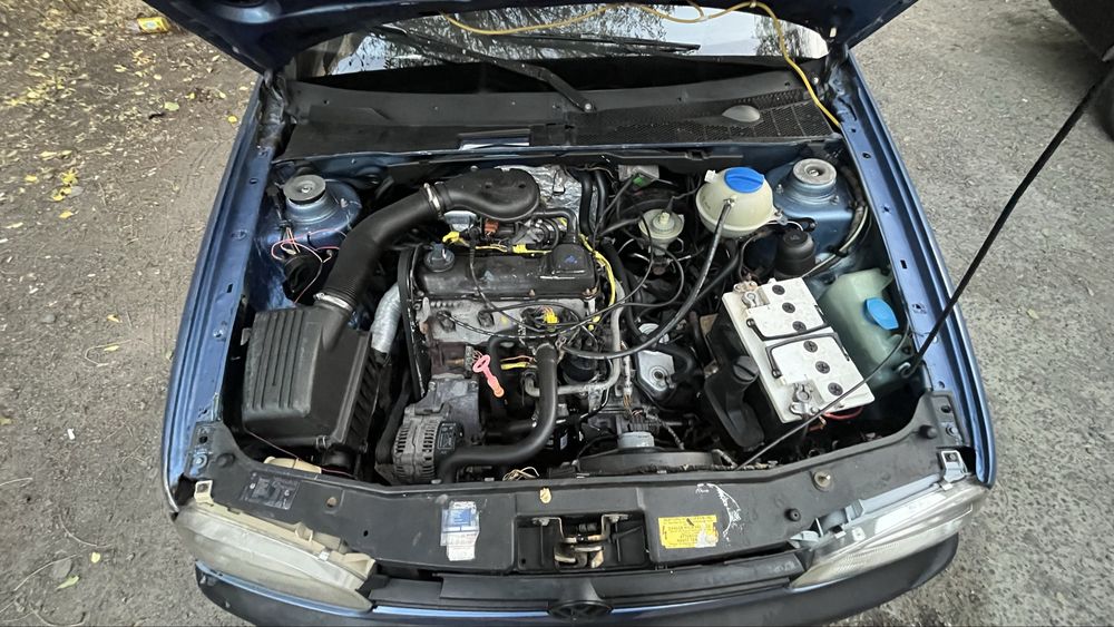 Golf 3 автомат 1.8 моно