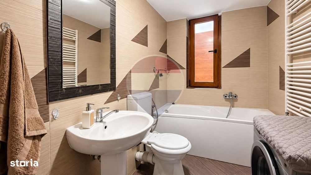 Apartament cu 3 camere de închiriat în zona Letea