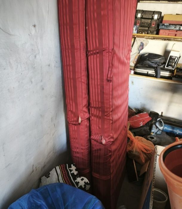 Продам матрасы б/у