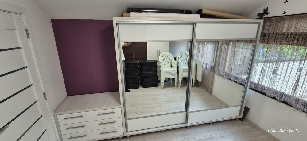Vând  dresing,(sifonier)culoare alba