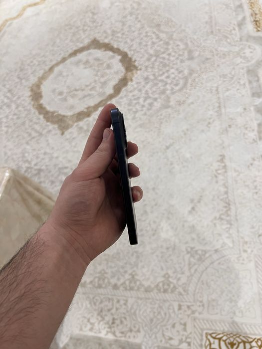 iPhone 15 pro 128 gb