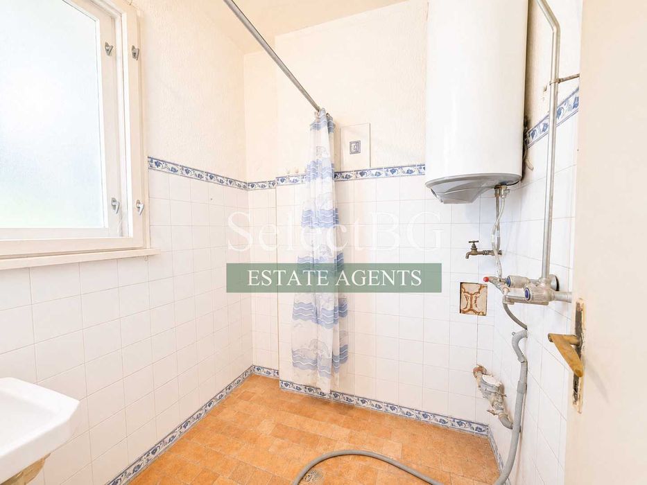 Продава се Тристаен апартамент в Велико Търново, Център - 135 кв.м за 476 €/кв.м - Снимка #10