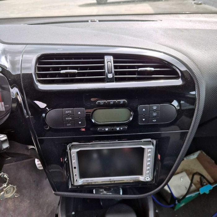Продавам Seat Leon Cupra 1P 4x4 на части или цял