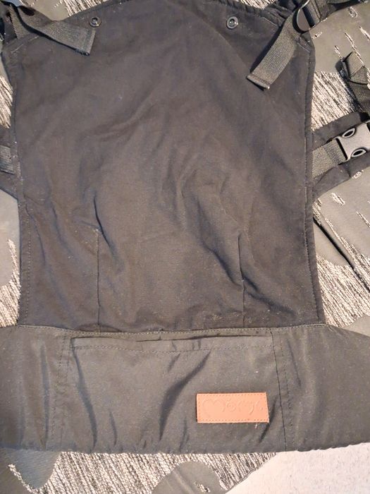 Vand marsupiu bebelusi Momi