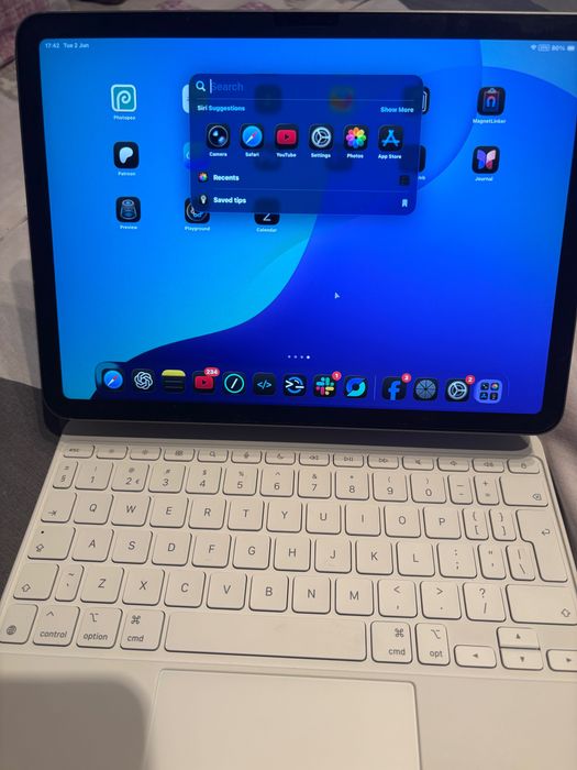 Apple iPad Air 11 2025, M3, 128GB, 8GB RAM, Wifi + Magic Keyboard White
