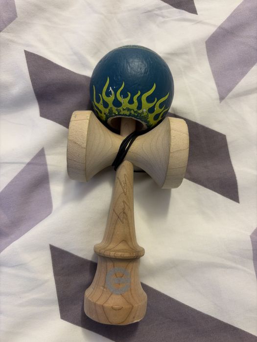 Cooper eddy kendama