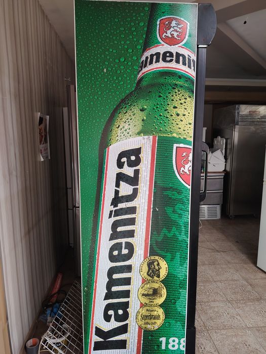 Хладилна витрина,