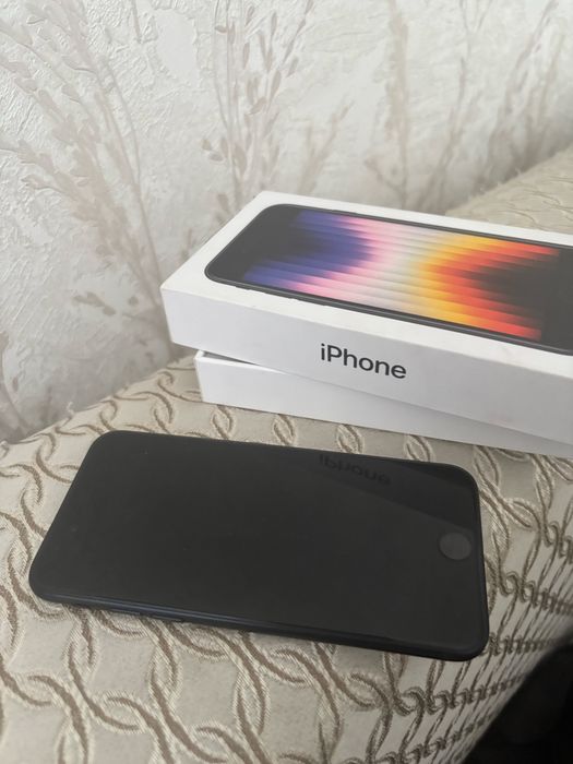 Iphone SE черный