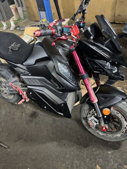 Электро мотоцикл GTR3000V7235AH