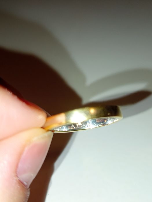 Дамски диамантен златен пръстен