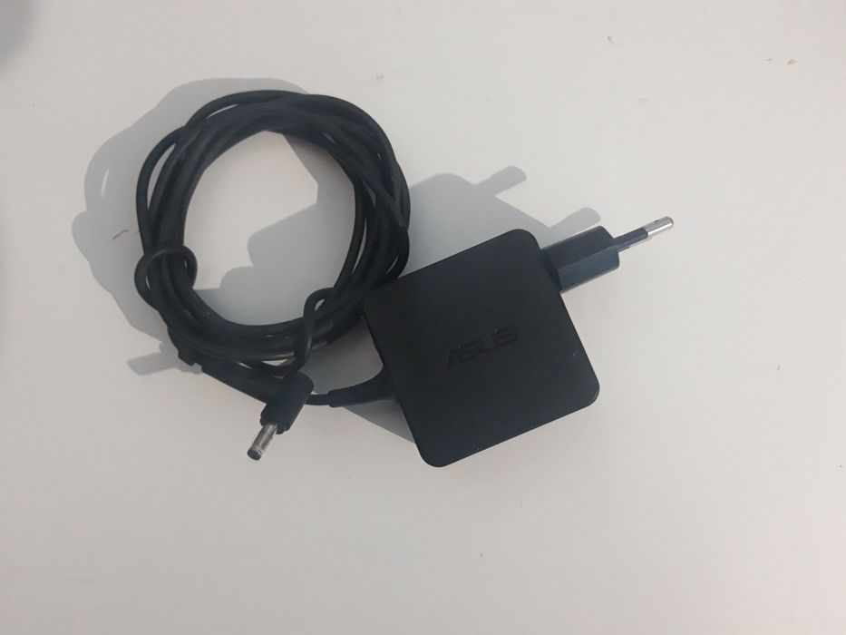 Încărcător laptop asus