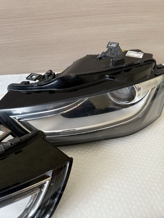 Фарове фар Audi A4 B8 Bi-Xenon Ауди А4 Б8