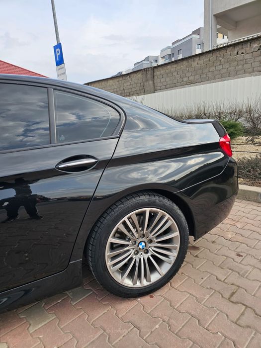 BMW 5 Series 2013 — imagine 5