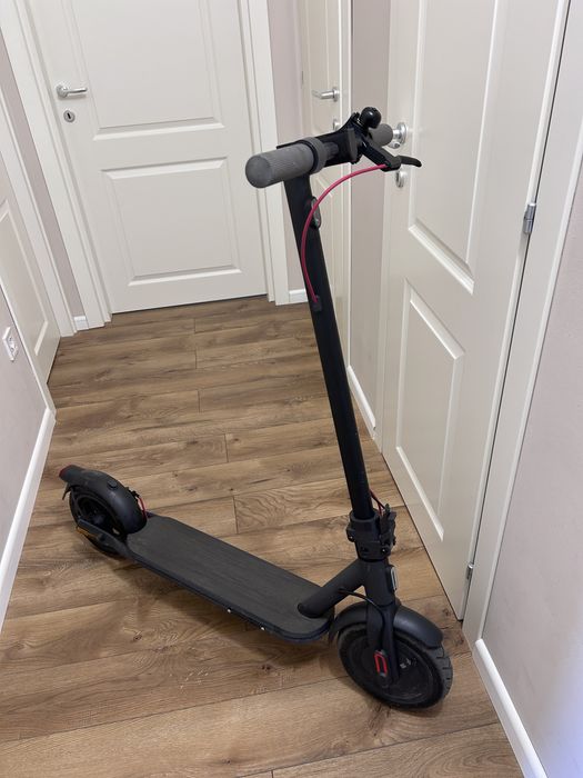Trotineta Xiaomi Scooter 4