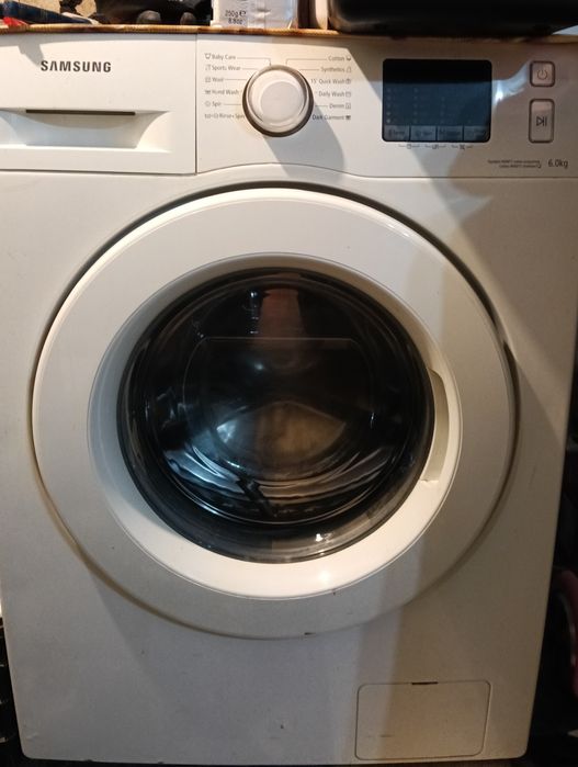 Vând acordeon și mașină de spălat