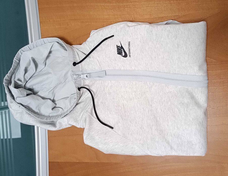 Nike international-Много Запазено