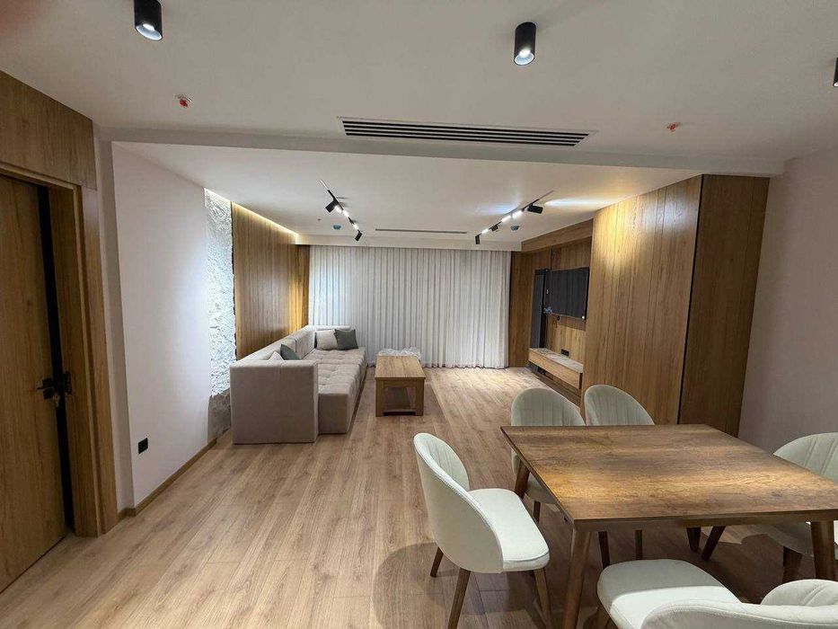Piramit tower 2\35\49