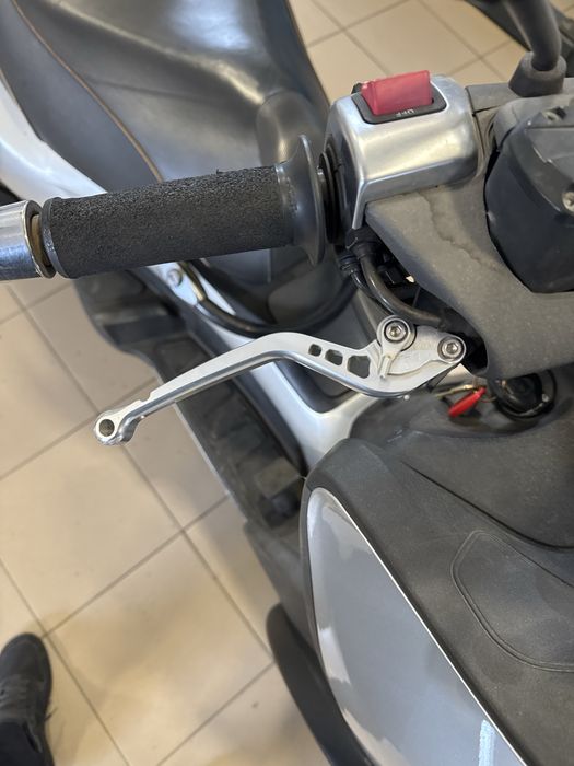 Piaggio mp3 Touring LT 400cc Triciclu categoria B an 2009