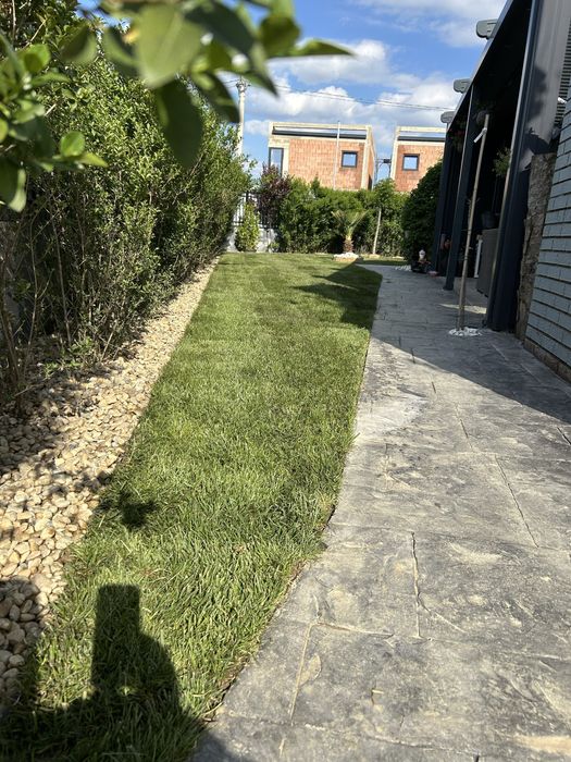 Rulouri de gazon-Rustic