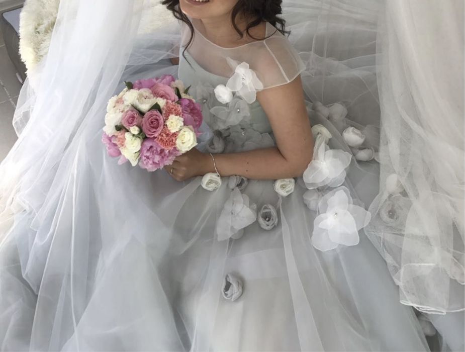 Платье  свадебное