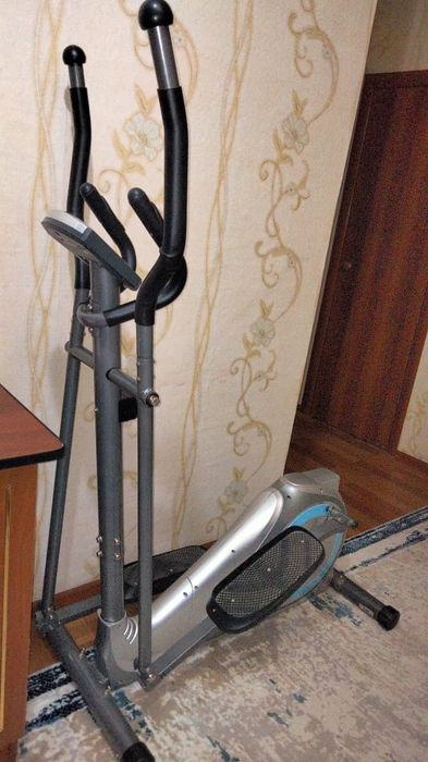 Продам эллиптический тренажёр!