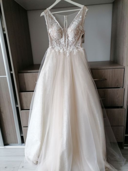 Vând rochie de mireasa