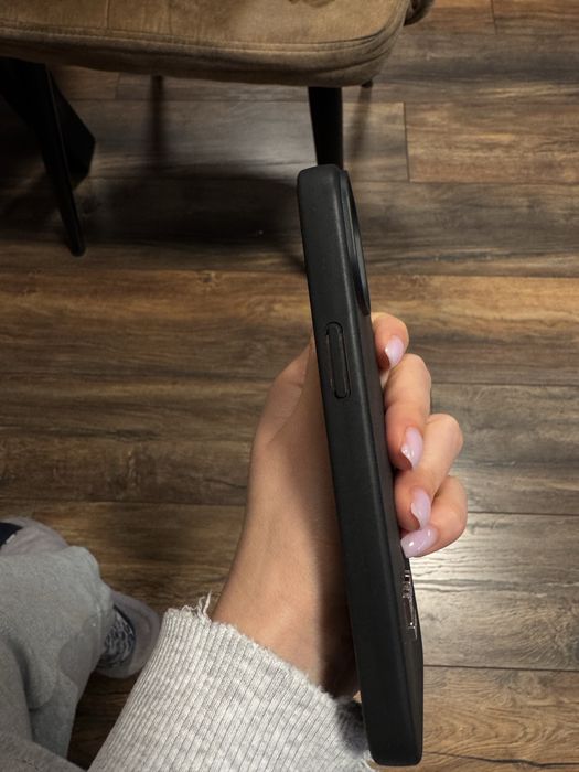 Кейс Refy Iphone 14/15