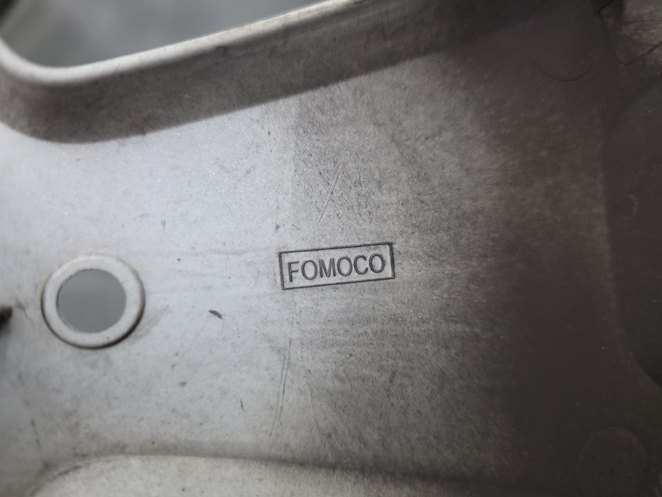 Тасове 16 - Ford