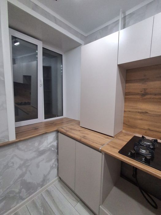 Продам 2к в центре р-н Достык Молл 3/5