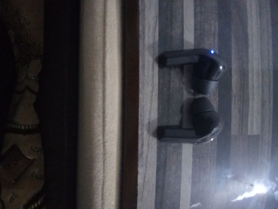 Продам б/у наушники