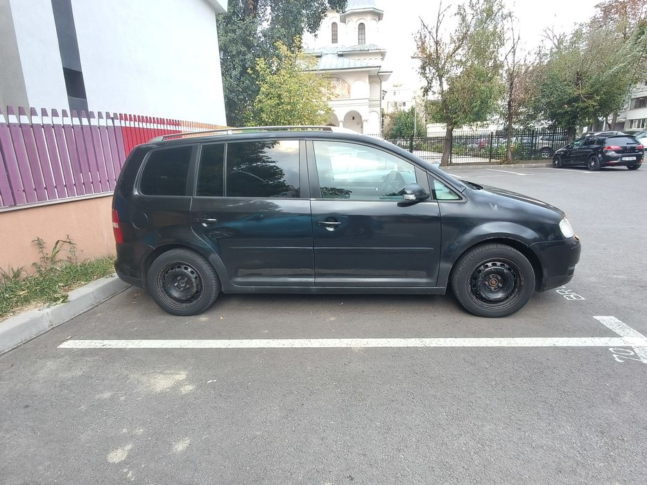 VOLKSWAGEN Touran 2006 — imagine 3