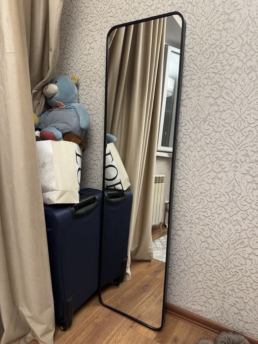 Продам напольное зеркало