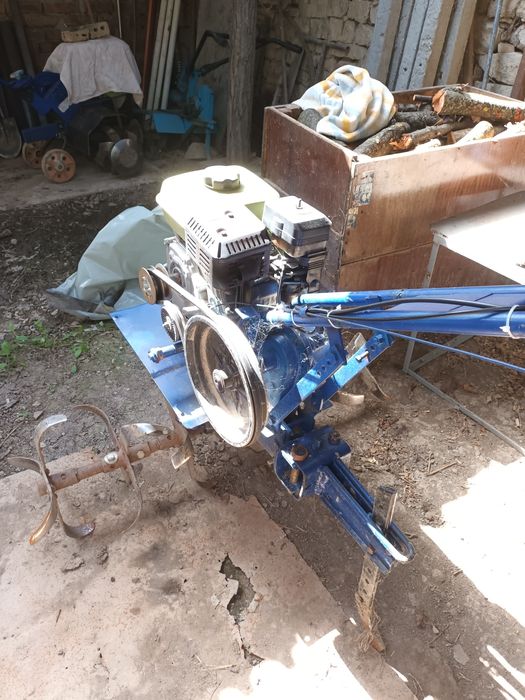 Продавам  мотофрези.