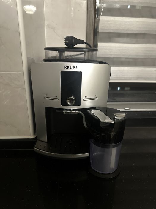 коыфмашина KRUPS