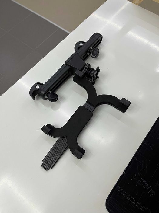 Suport auto tableta 7"-12.9" HAMA 125120, tetiera, negru