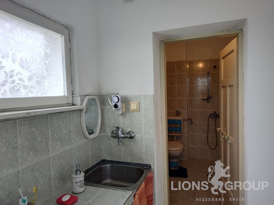 Продава се Къща в Варна, Галата - 202 кв.м за 707 €/кв.м - Снимка #4