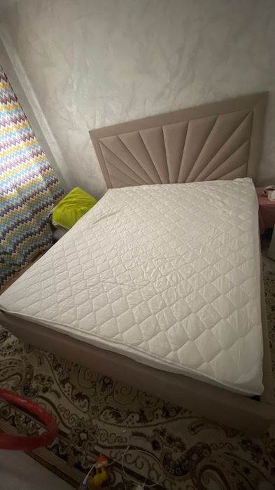 Продается ортопед двухспальная кровать