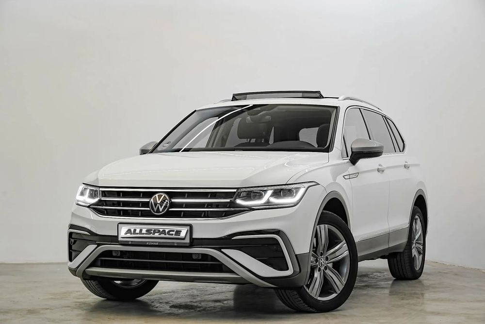 Volkswagen Tiguan Allspace,200cp,4 motion,Lumini ambientale,Panoramic,Distronik