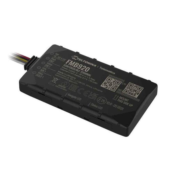 GPS трекер Teltonika FMB 920