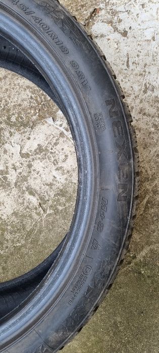 Зимни гуми две 245 и две 275 за 19 джанти