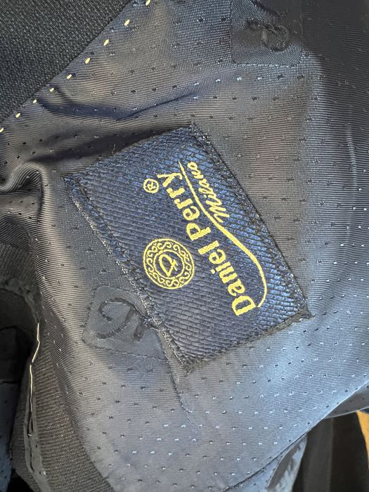 Продам мужской костюм