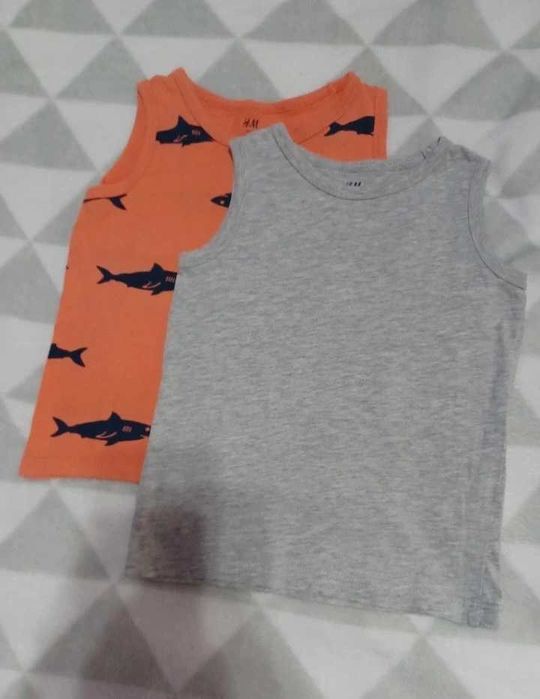 Set baieti H&M, camasa cu 2 maieuri, 98-104