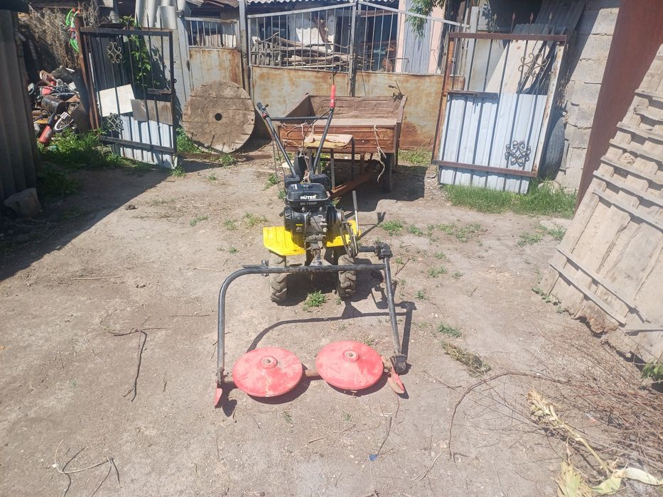 Мотоблок с култиватором